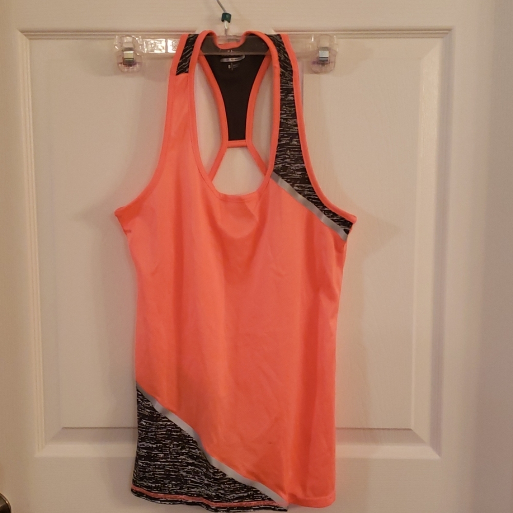 Lightweight Orange workout top- like new, worn 1x!